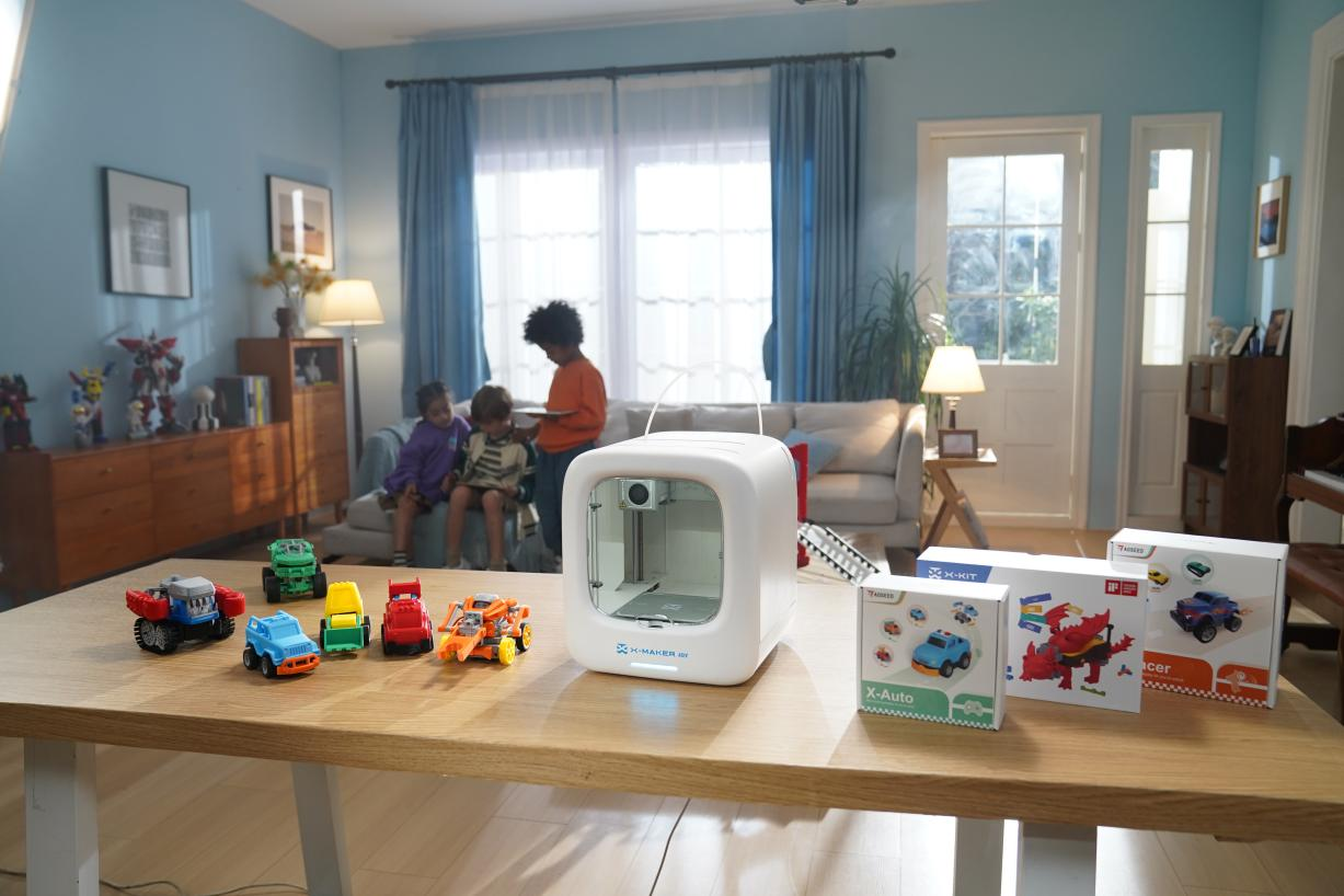 From Drawing to Reality: With the DrawX feature, AOSEED X-MAKER JOY brings children's doodles to life as 3D creations, turning imagination into tangible toys.