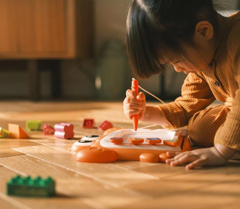 Screen Time Alternatives: How STEM Toys Can Help Reduce Your Child’s Dependence on Screens
