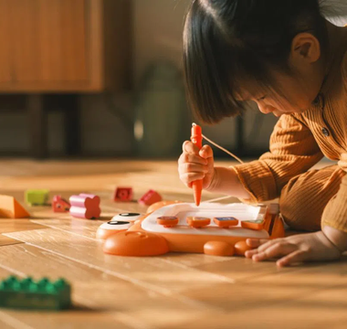 Screen Time Alternatives: How STEM Toys Can Help Reduce Your Child’s Dependence on Screens